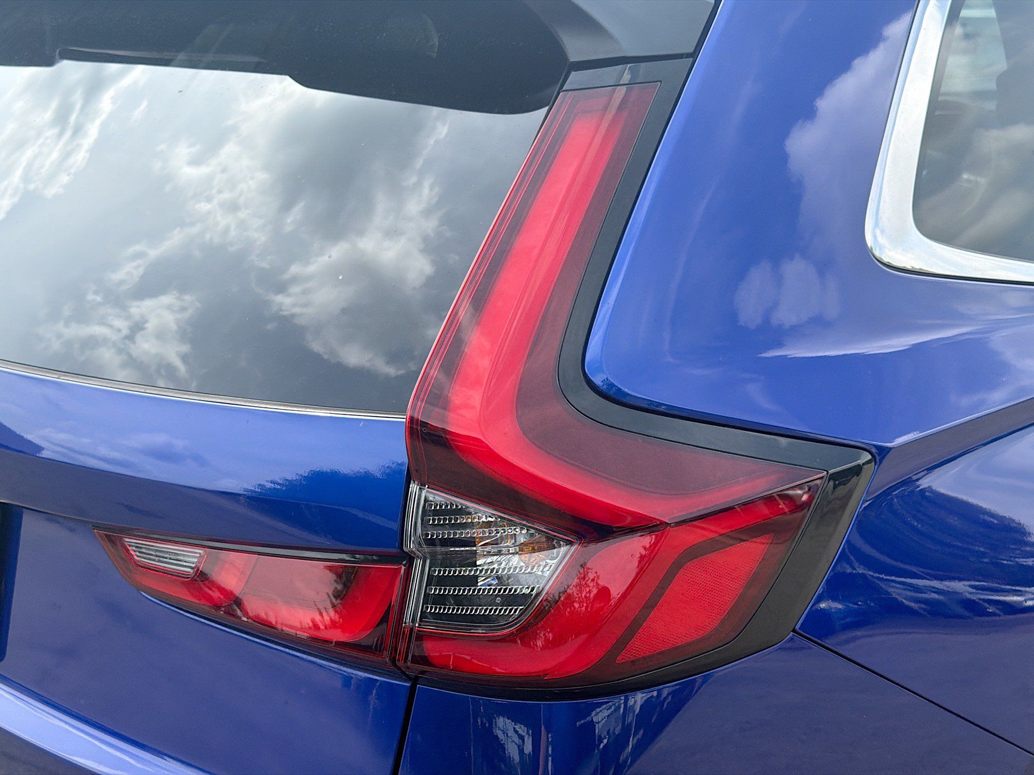Used 2024 Honda CR-V EX image 25