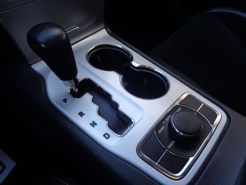 Used 2013 Jeep Grand Cherokee SRT8 image 37