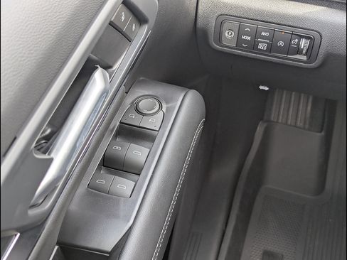 New 2027 GMC Terrain Elevation w/ Elevation Premium Package AWD/4WD image 20