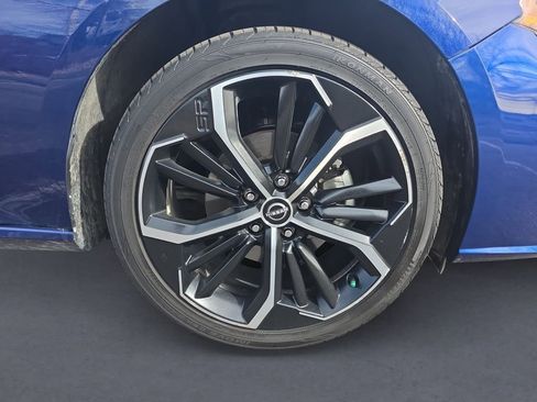 Used 2024 Nissan Altima 2.5 SR image 14