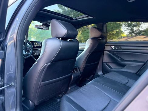 Used 2019 Honda Accord Sport image 10