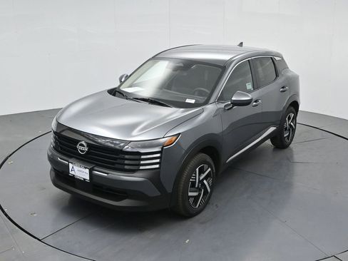 Used 2025 Nissan Kicks SV image 26