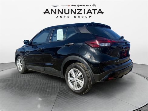 Certified 2023 Nissan Kicks S image 3