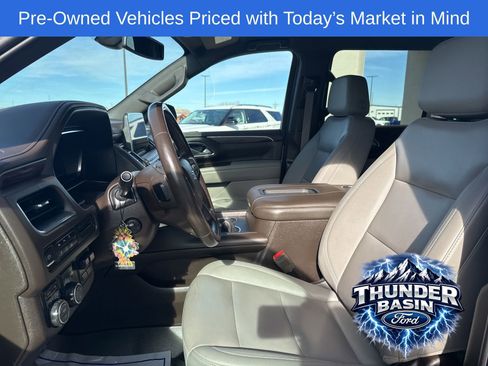 Used 2022 Chevrolet Suburban Z71 w/ Z71 Off-Road Package image 13