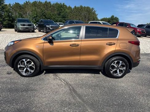 Used 2020 Kia Sportage LX w/ LX Popular Package AWD/4WD image 9