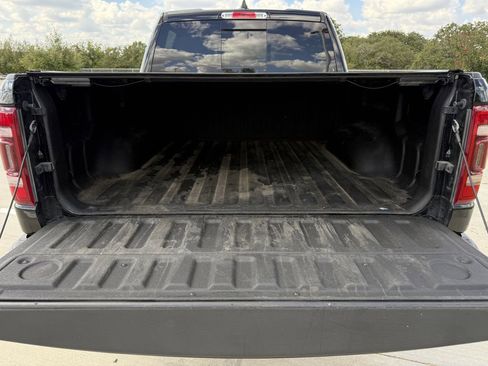 Used 2022 RAM 1500 Limited w/ Body Color Bumper Group AWD/4WD image 32