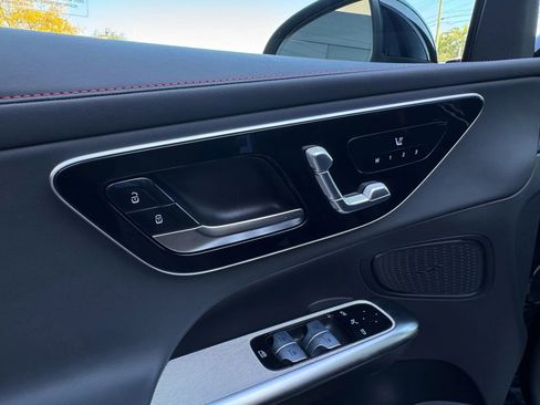 Used 2024 Mercedes-Benz GLC 43 AMG 4MATIC image 24