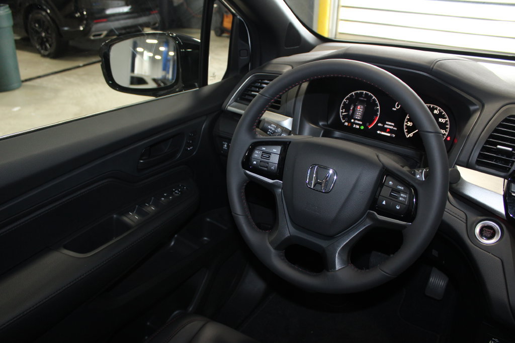 New 2026 Honda Odyssey Sport-L image 32
