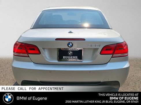 Used 2010 BMW 328i Convertible RWD image 2