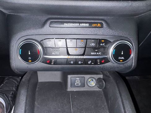 Used 2024 Ford Escape Active AWD/4WD image 31