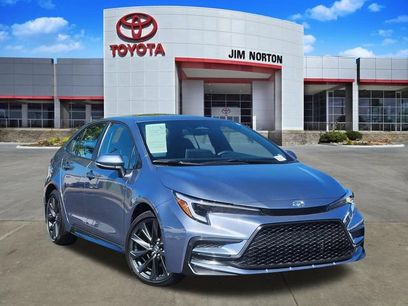 Used 2025 Toyota Corolla SE w/ SE Premium Package