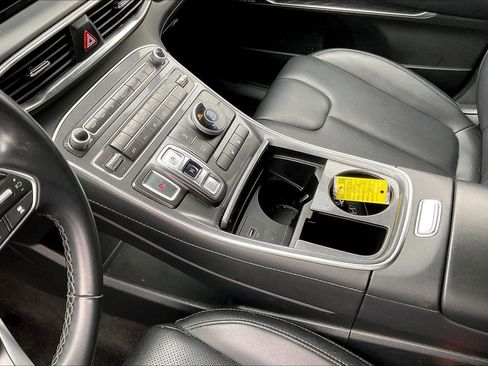 Used 2023 Hyundai Santa Fe SEL w/ Premium Package image 18