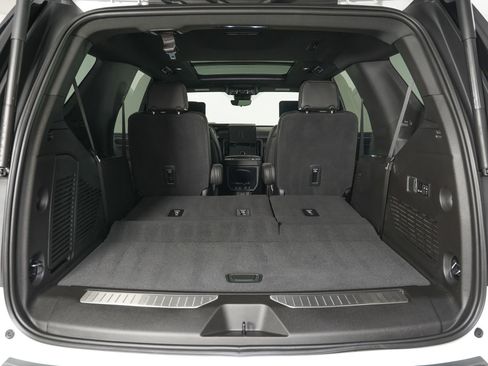 Used 2026 GMC Yukon AT4 Ultimate AWD/4WD image 13