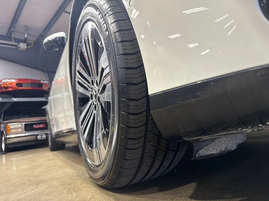 Used 2022 Mercedes-Benz EQS 450+ Sedan image 62