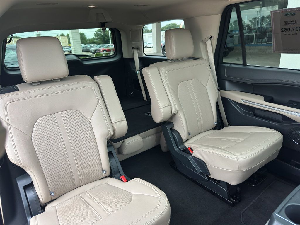 Used 2024 Ford Expedition Limited AWD/4WD image 30