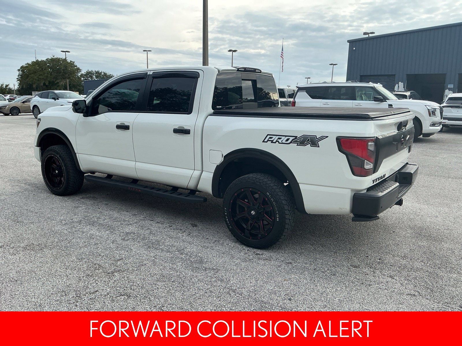 Certified 2021 Nissan Titan PRO-4X w/ Pro-4x Convenience Package AWD/4WD image 5