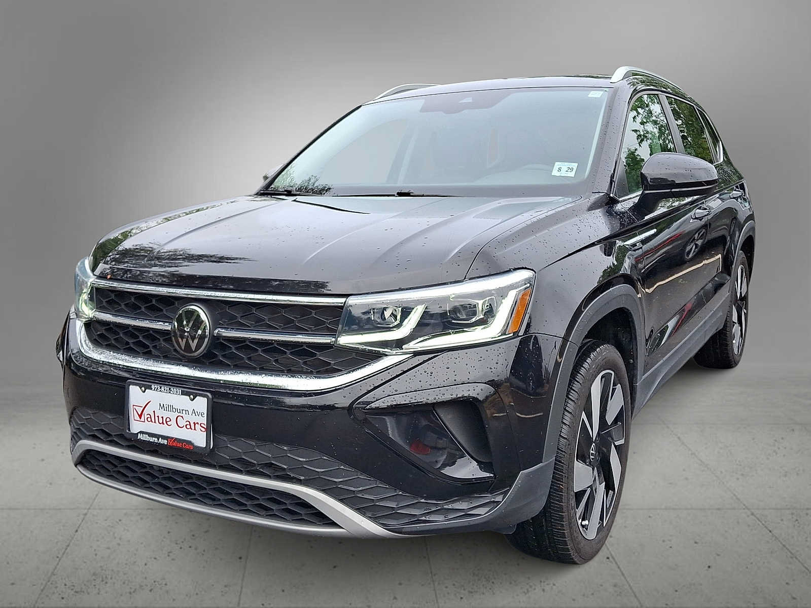 Used 2024 Volkswagen Taos SEL AWD/4WD image 1