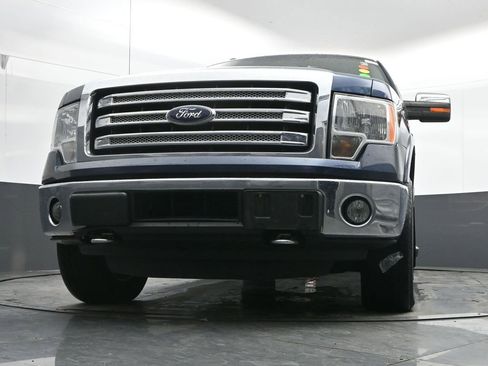 Used 2014 Ford F150 Lariat w/ Lariat Chrome Package image 44
