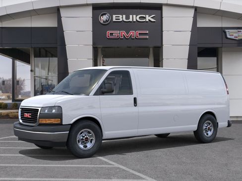 New 2026 GMC Savana 3500 Extended RWD image 2