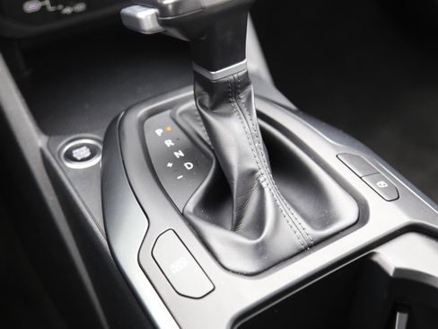 Used 2025 Kia K4 FWD image 14