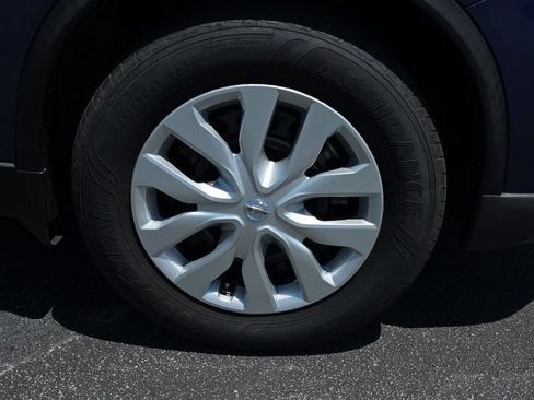 Used 2020 Nissan Rogue S AWD/4WD image 20