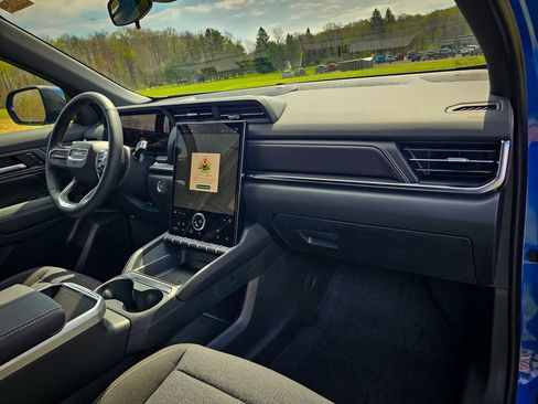 New 2026 GMC Terrain Elevation AWD/4WD image 36