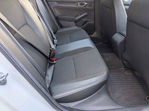Used 2023 Honda Civic Sport image 18