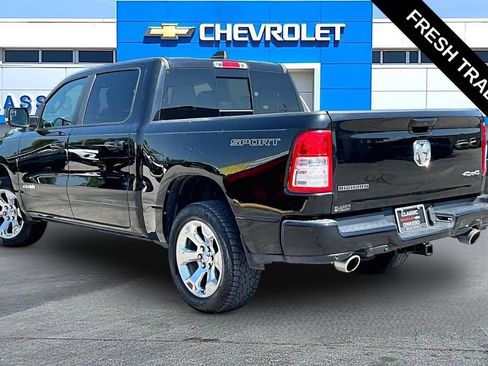 Used 2022 RAM 1500 Big Horn AWD/4WD image 3