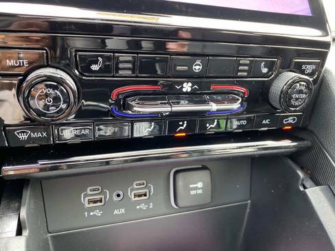 New 2025 Jeep Grand Cherokee L Limited image 14