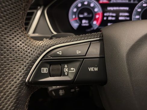 Used 2021 Audi SQ5 Prestige image 27
