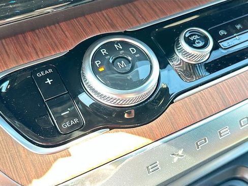 New 2026 Ford Expedition King Ranch AWD/4WD image 11