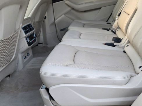 Used 2018 Audi Q7 3.0T Prestige w/ Prestige Package image 25