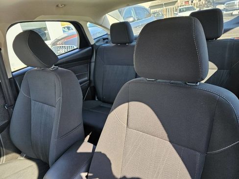 Used 2017 Ford Focus SE w/ Cold Weather Package image 14