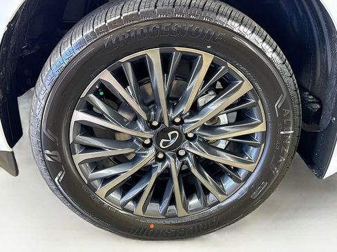 New 2026 INFINITI QX80 Autograph w/ Premium Cargo Package image 43