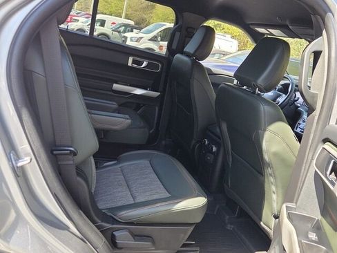 Used 2022 Ford Explorer Timberline image 17