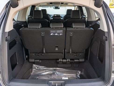 New 2026 Honda Odyssey Elite image 13