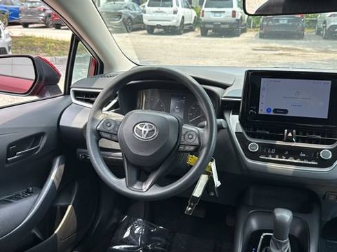 Used 2023 Toyota Corolla LE FWD image 14