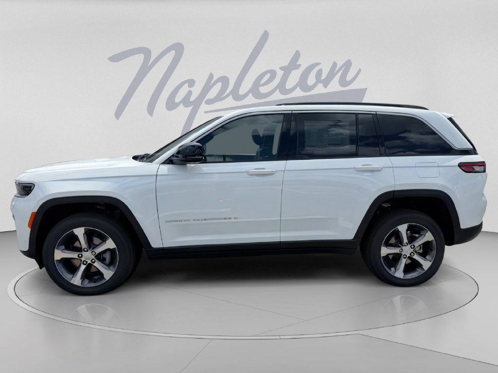 New 2026 Jeep Grand Cherokee Limited w/ Luxury Tech Group II AWD/4WD image 6