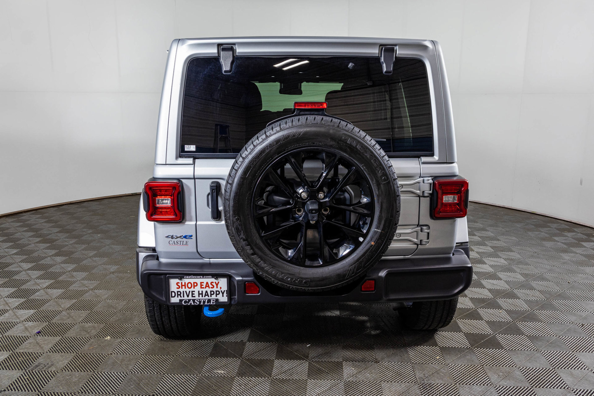 Used 2024 Jeep Wrangler Unlimited Sahara AWD/4WD image 16