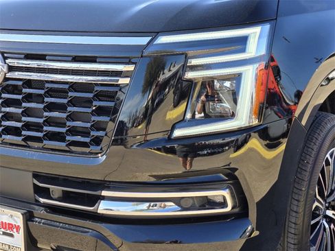 New 2025 Nissan Armada Platinum w/ Convenience Package image 7