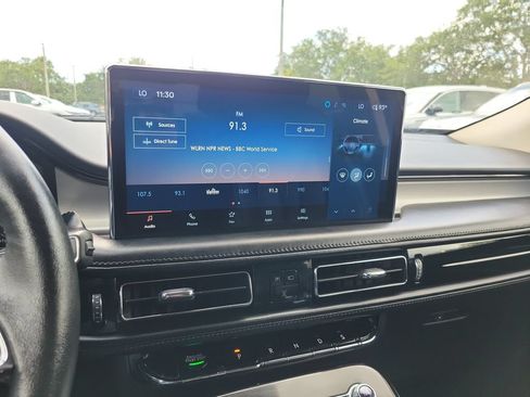 Certified 2022 Lincoln Nautilus FWD image 24