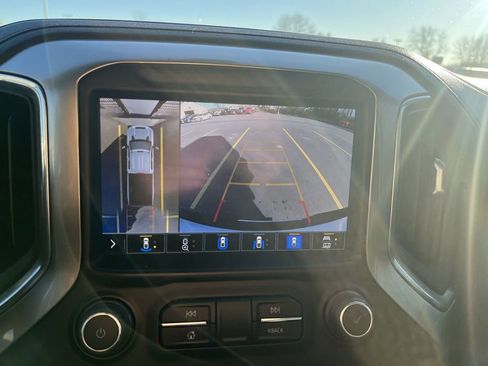 Used 2022 Chevrolet Silverado 3500 LTZ w/ LTZ Convenience Package image 14