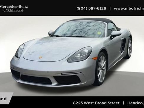 Used 2019 Porsche 718 Boxster RWD image 6