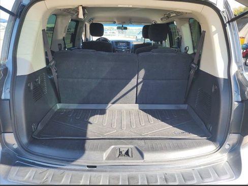 Used 2017 Nissan Armada SV w/ Interior Lighting Package image 25