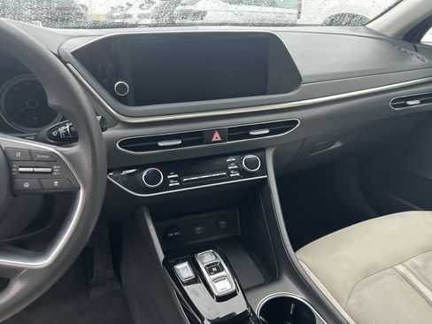 Used 2023 Hyundai Sonata SEL image 12