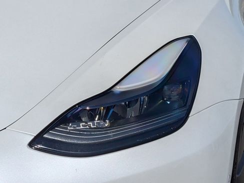 Used 2022 Tesla Model 3 Long Range image 9