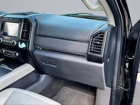 Used 2021 Ford Expedition Limited AWD/4WD image 14