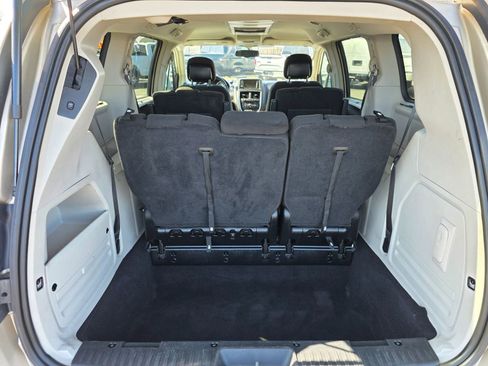 Used 2013 Dodge Grand Caravan Crew w/ Entertainment Group 1 image 8