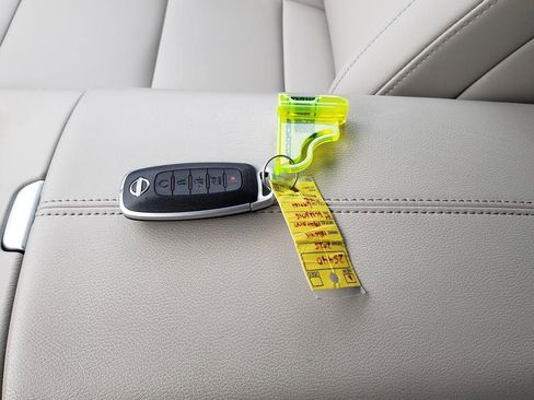 Certified 2025 Nissan Murano SV AWD/4WD image 38