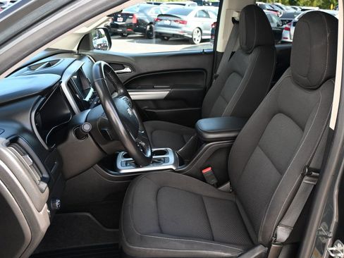 Used 2018 Chevrolet Colorado LT w/ LT Convenience Package image 14